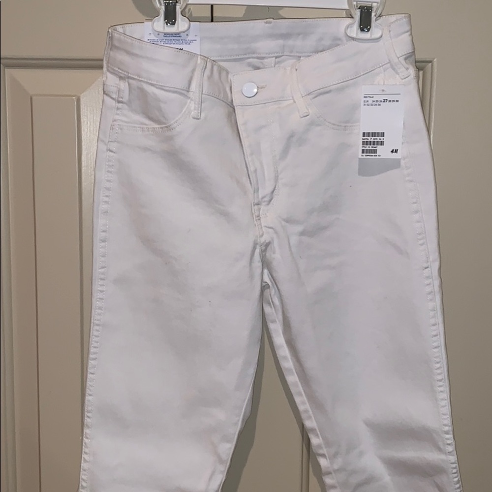 Size 27 NWT H&M skinny white jeans